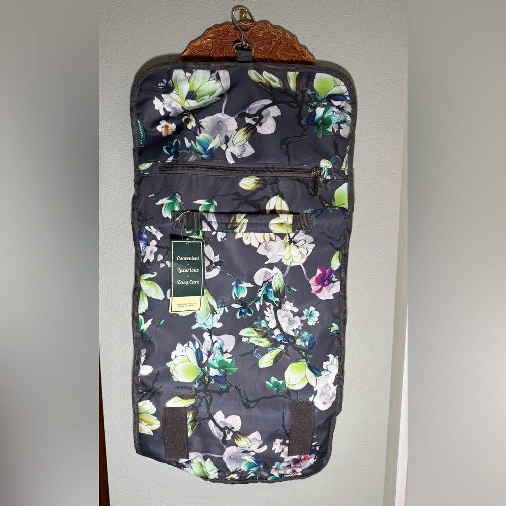 Floral Hanging Organizer